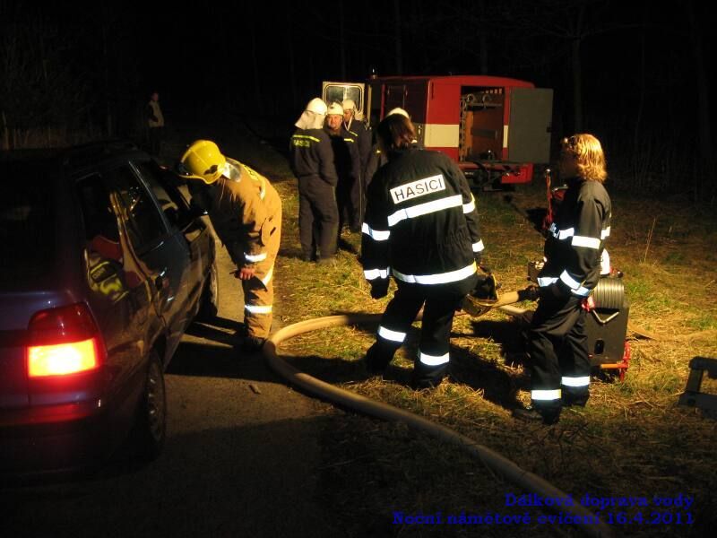 Noční námětové cvičení - dálková doprava vody